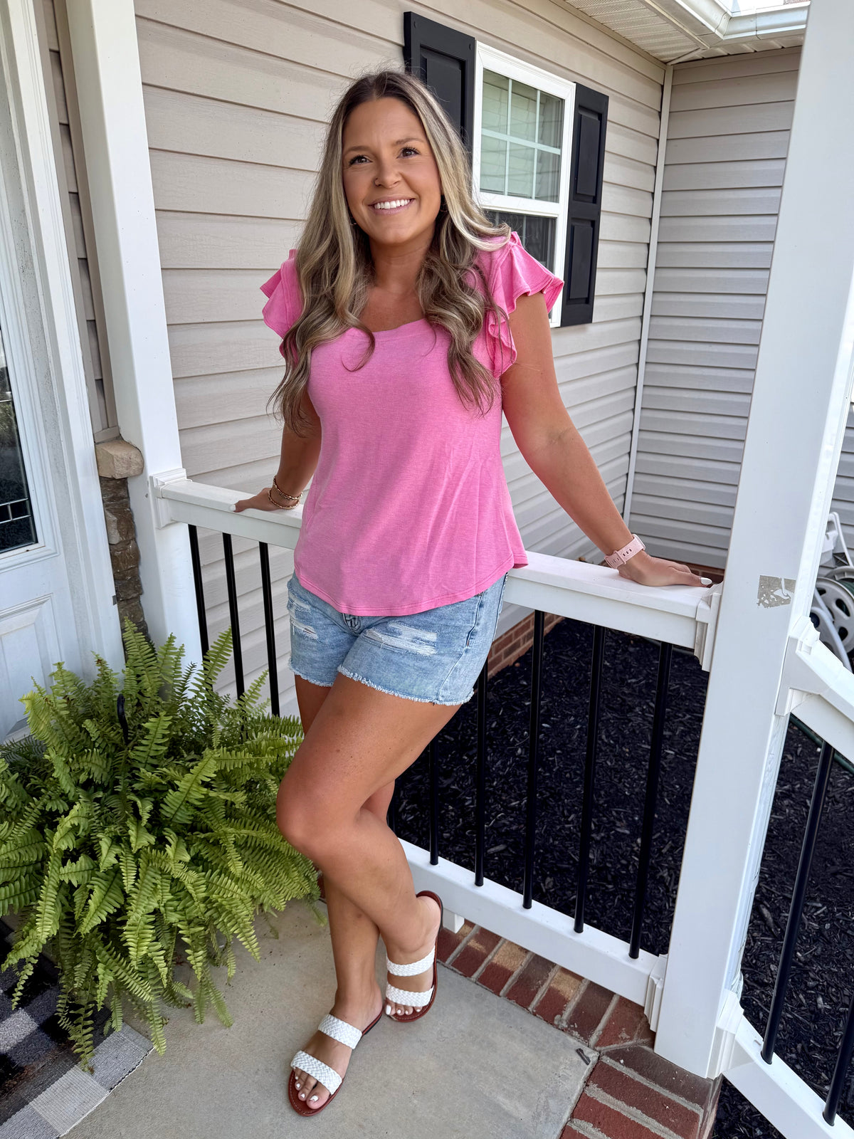 Bubblegum ruffle sleeve top