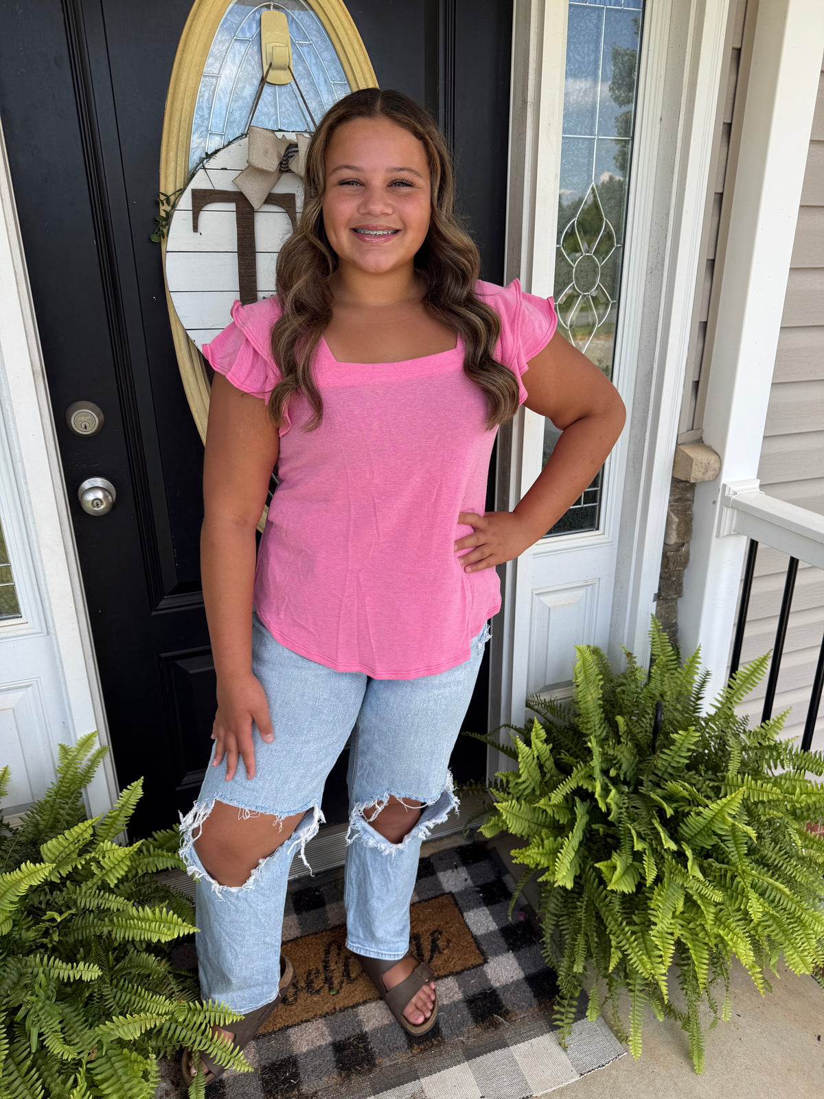 Bubblegum ruffle sleeve top